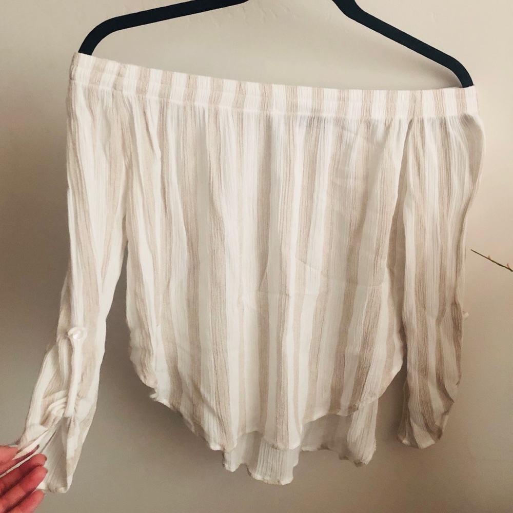 Off the shoulder tan & white crop top